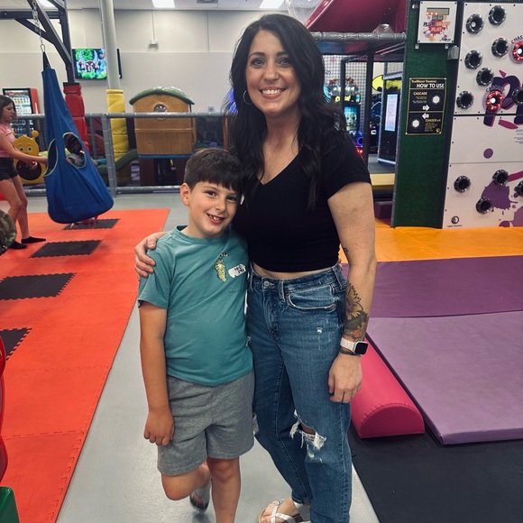 Thanks for visiting my closet! - Picture 6 of 9